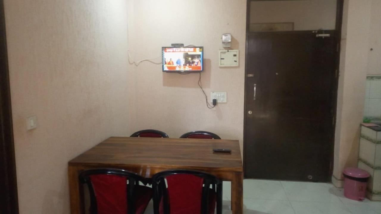 Mufis Homestay, Emerald Compound, New Palam Vihar-2 Gurgaon Buitenkant foto