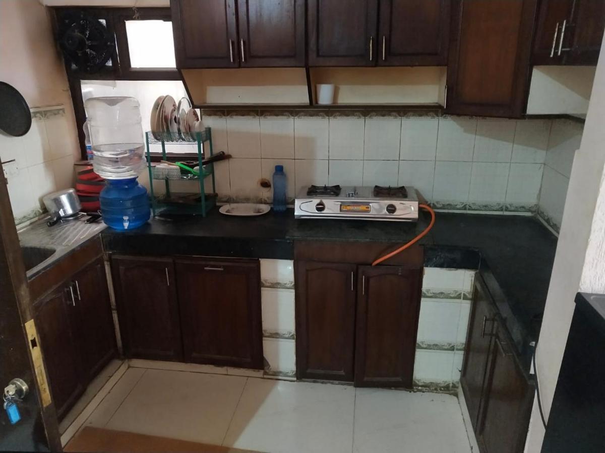 Mufis Homestay, Emerald Compound, New Palam Vihar-2 Gurgaon Buitenkant foto