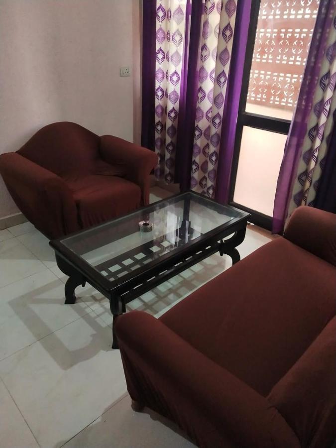 Mufis Homestay, Emerald Compound, New Palam Vihar-2 Gurgaon Buitenkant foto
